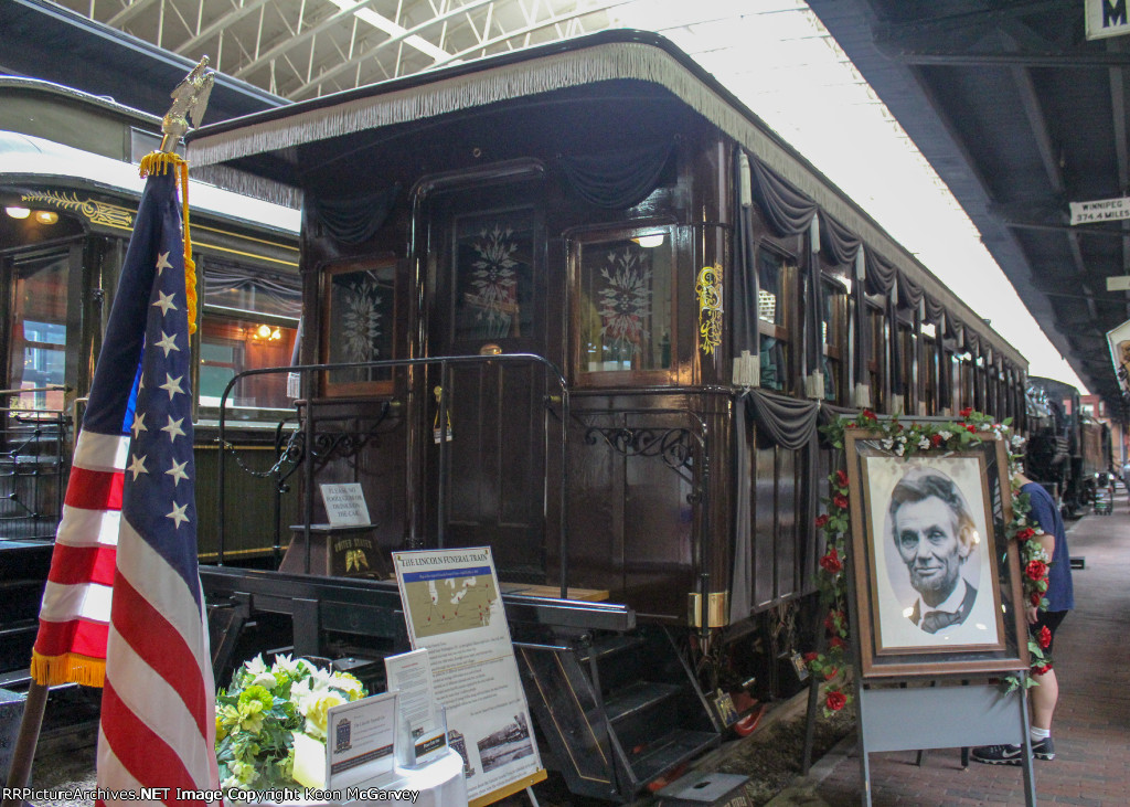 Lincoln Funeral Car